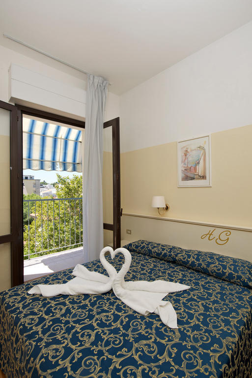 Hotel Garden Cattolica Exteriör bild